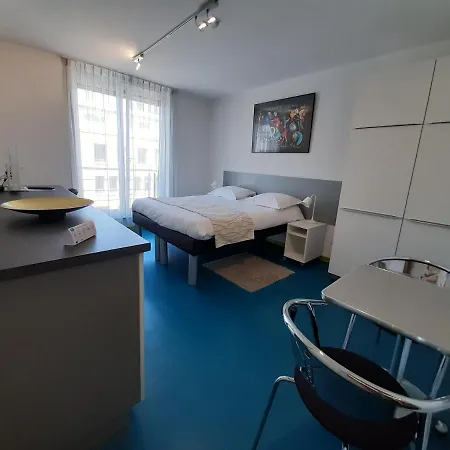 Domus