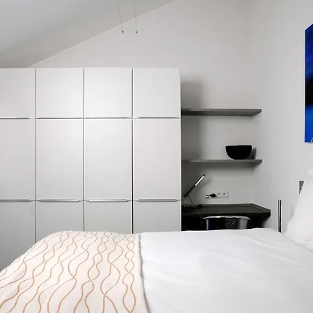 Domus
