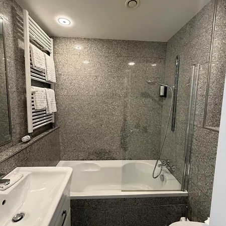 Szálloda Domus 3*